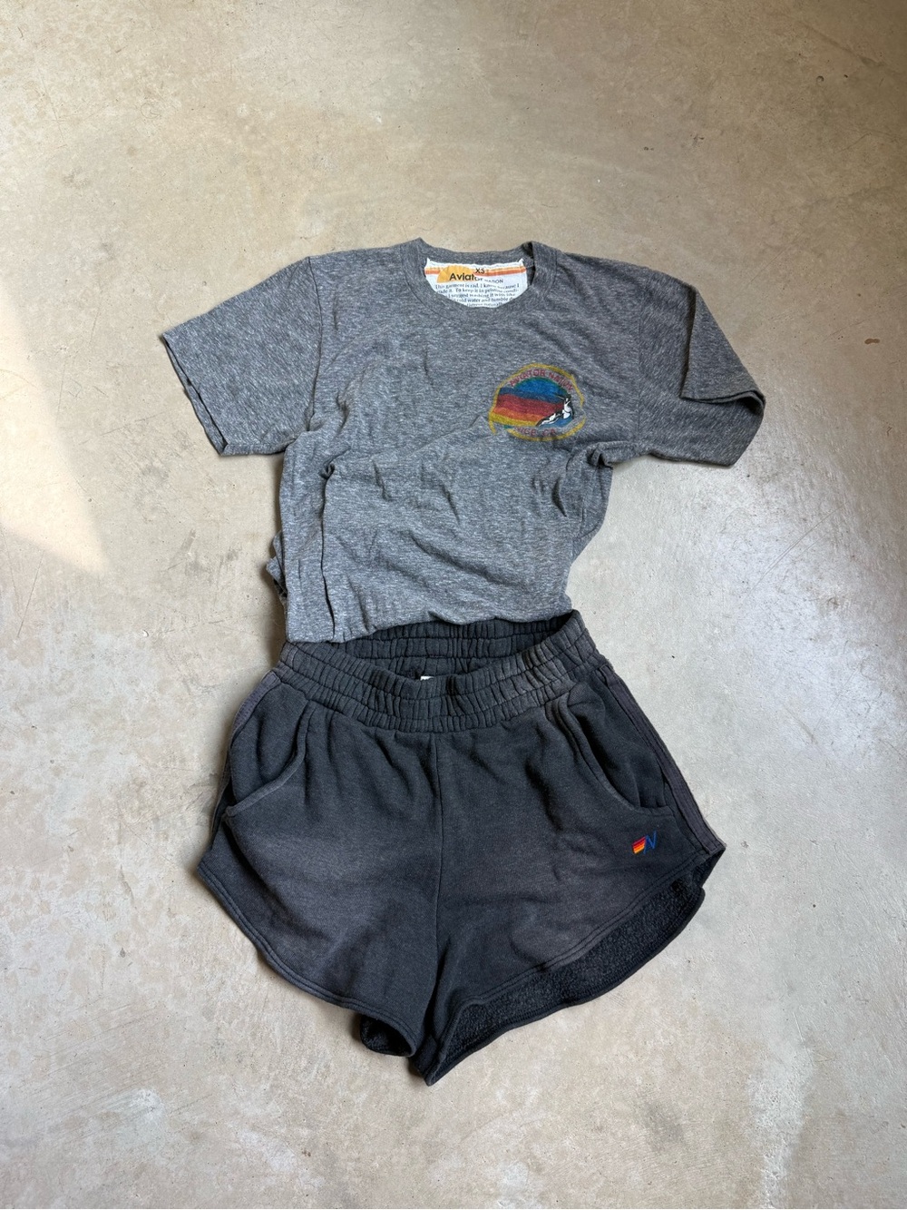 Aviator Nation Gray Sweatshirt and Charcoal Set in XS